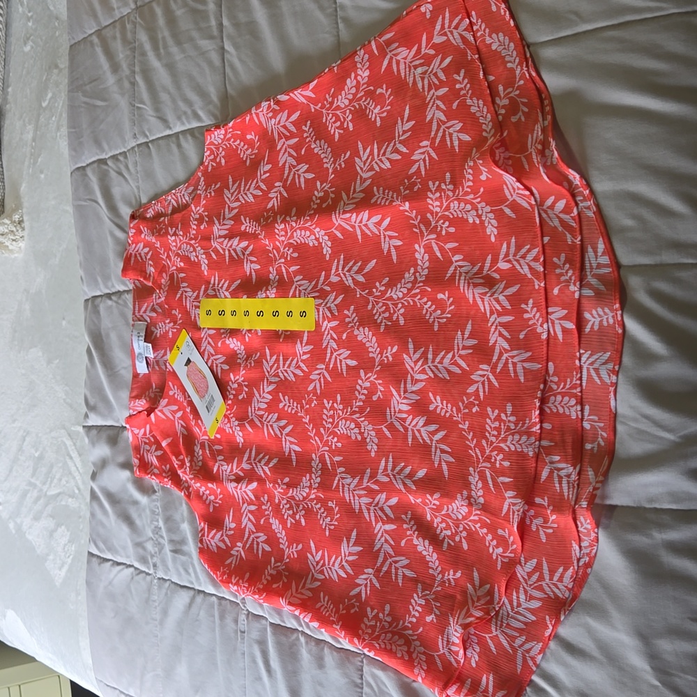 New! Women's small blouse